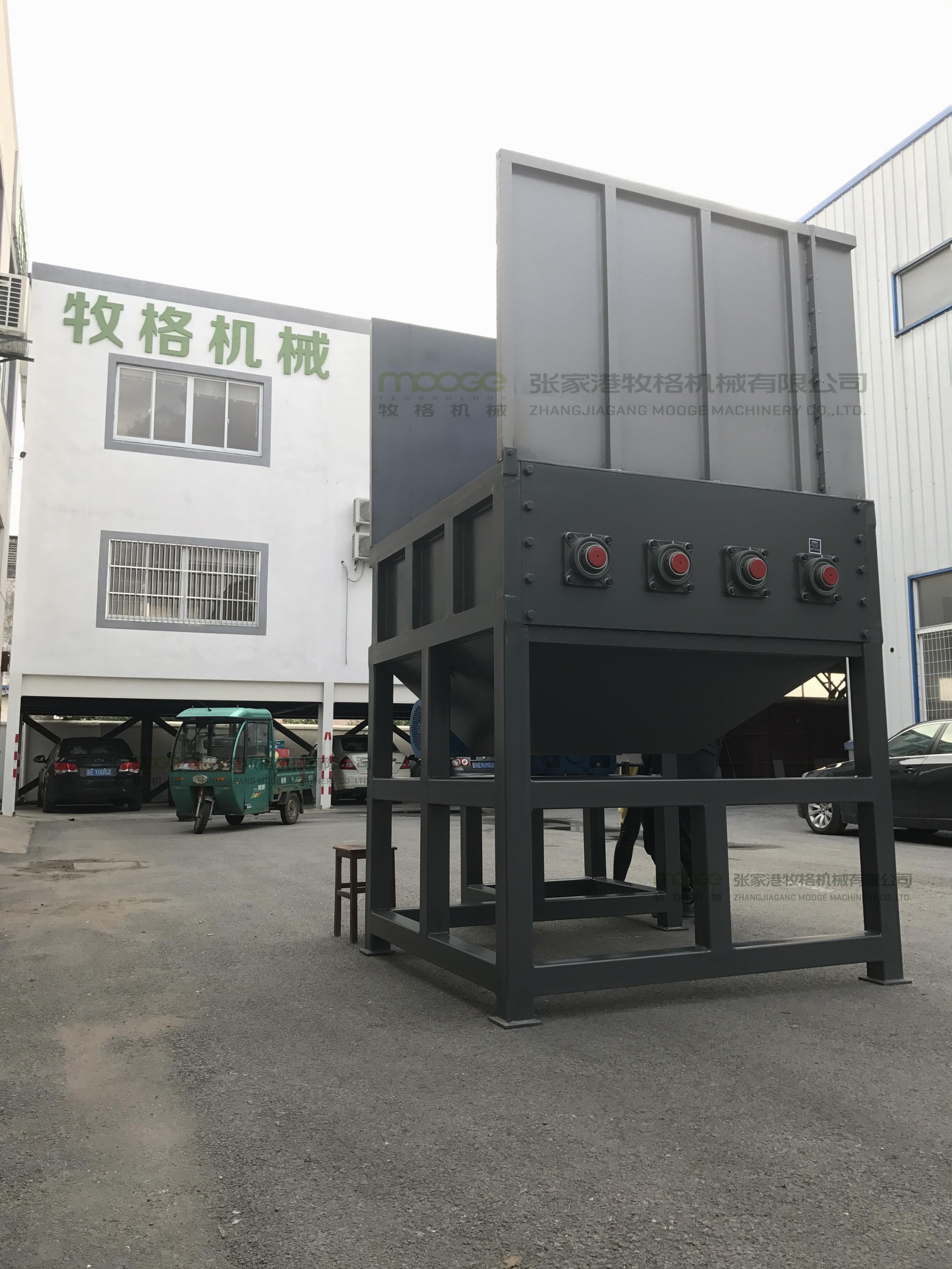 PET Recycling Plastic Bottle Baler Machine Breaker Bale Opener