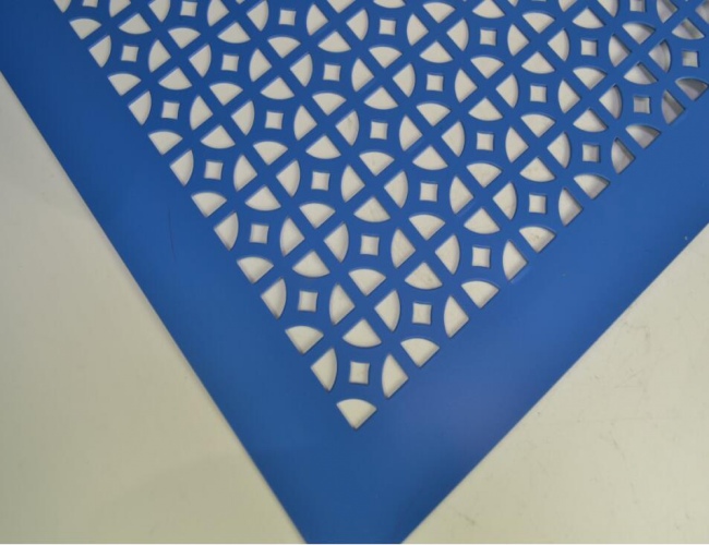 Abrasion Proof Punched Aluminum Sheets 8mm Perforated Sheet Smooth Surface