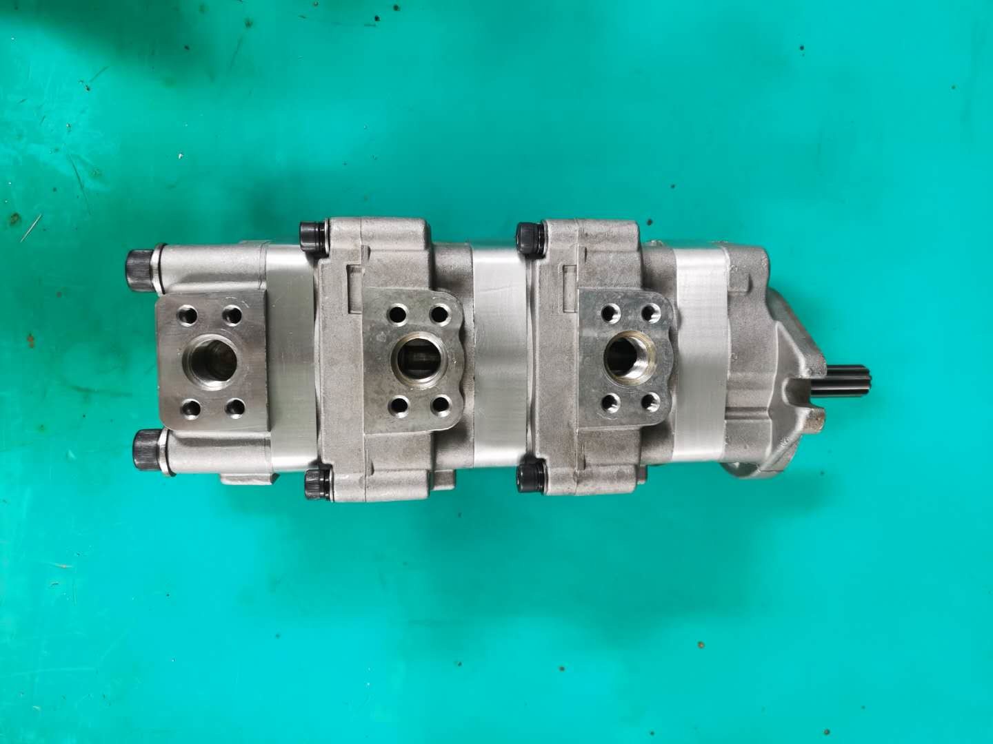 705-41-08001 Komatsu Gear Pump Excavator Parts PC20 PC30 PC38UU WEIGHT:8.031