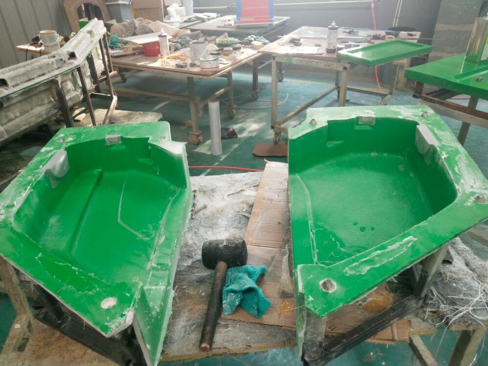 Hand Lay Up Fiberglass Mold Rtm Molding Gel Coat Paint Surface ISO9001
