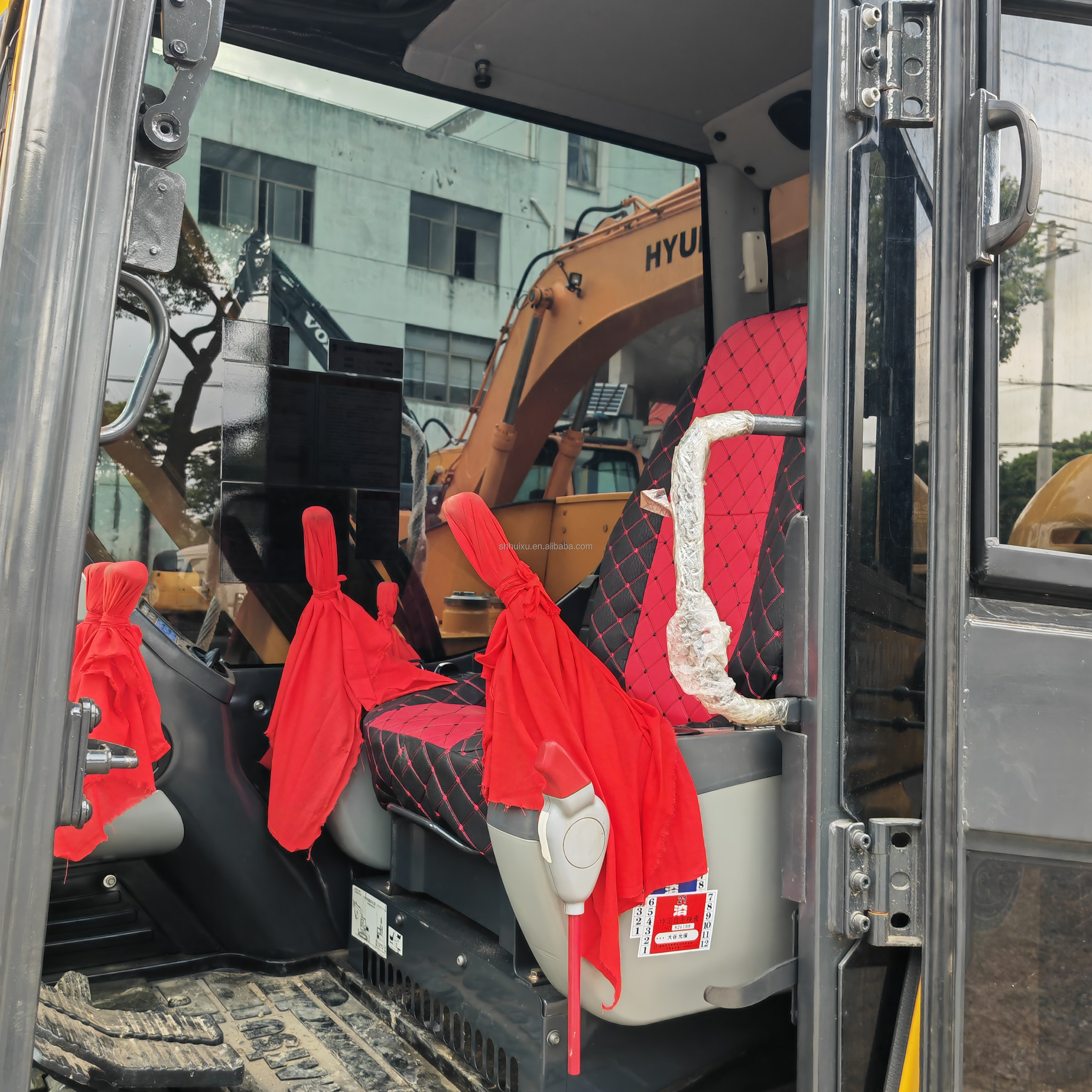 Used Crawler Excavator good quality excavator machine /used KomatsuPC70-8 pc200-8 with cheap price /original japan