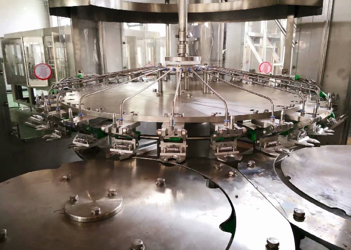 13000BPH PLC Linear Mineral Water Filling Equipment SUS304 ISO