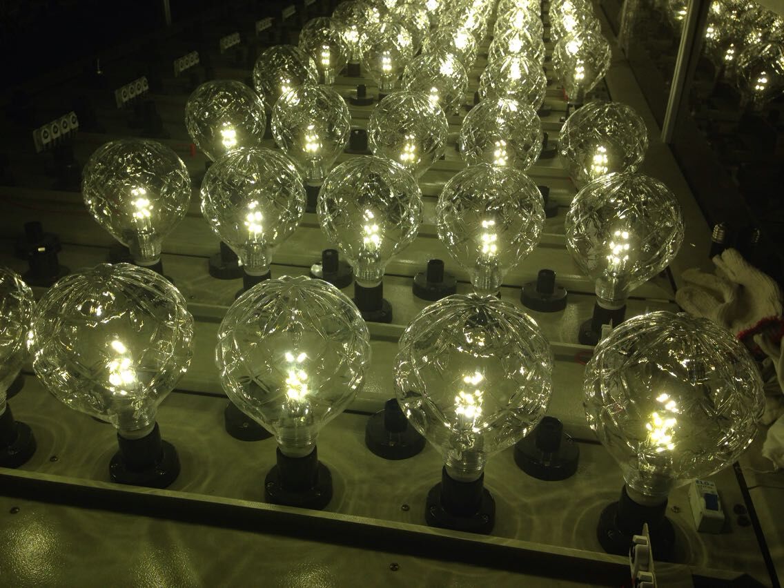 360 degree filament LED light bulbs lamp G24 globe bulbs 5watts E26 brass base