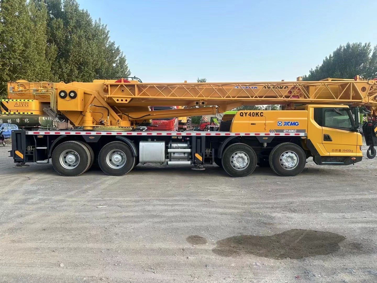 40T XCMG Powerful Used Mobile Crane Refreshed Truck Hydraulic Crane With U Shaped Boom