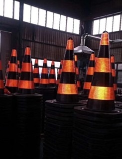Road Traffic Safety 900mm Traffic Rubber Road Cone GQLZ-900 With Black Base
