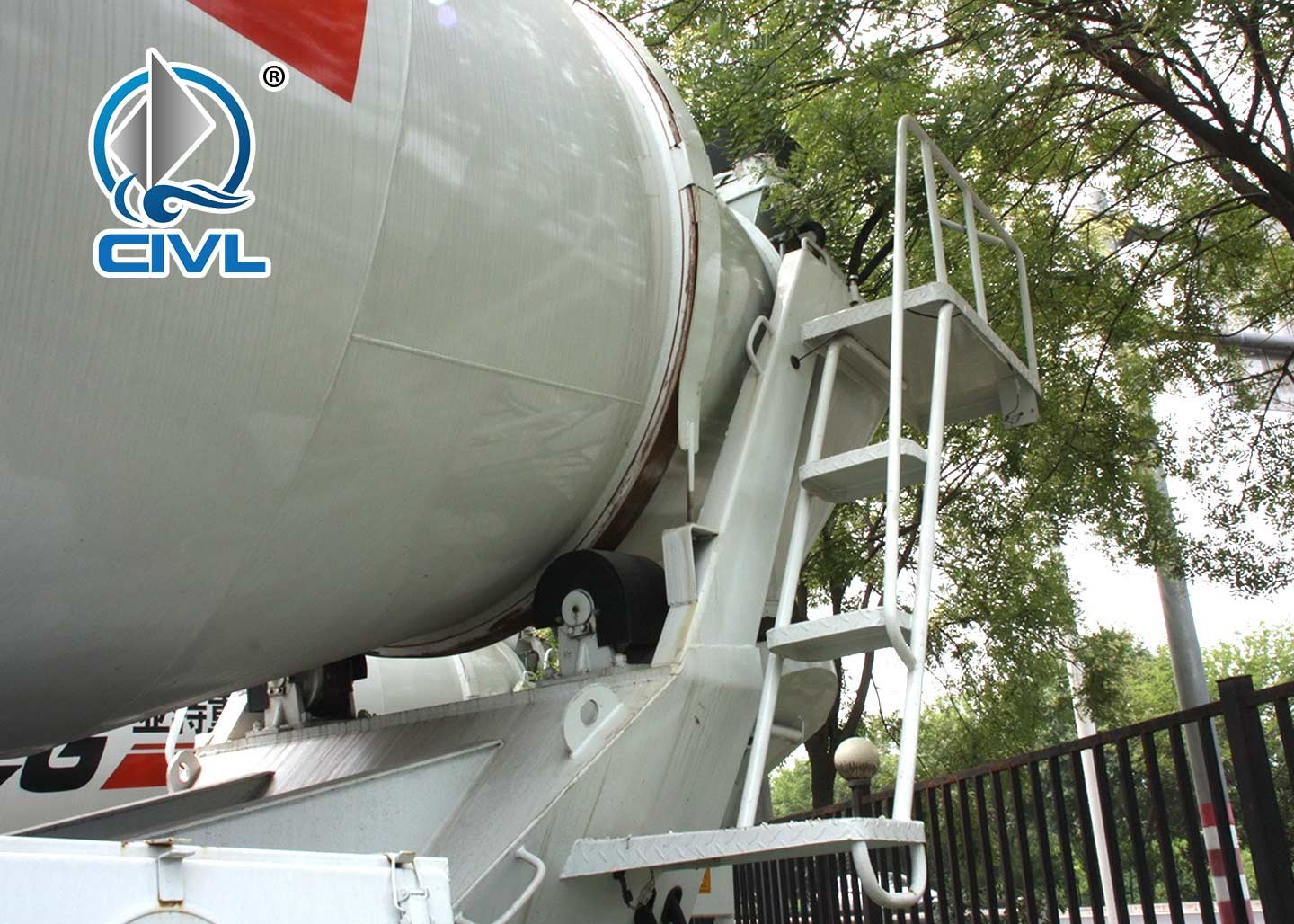 6 x 4 Concrete mixing truck 380HP oncrete cement mixer truck SINOTRUK 8 CBM Volume Tank Cement Mixer Truck