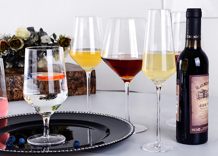 Decorative Wine Glasses Lead - Free Feature Customized Logo Printing