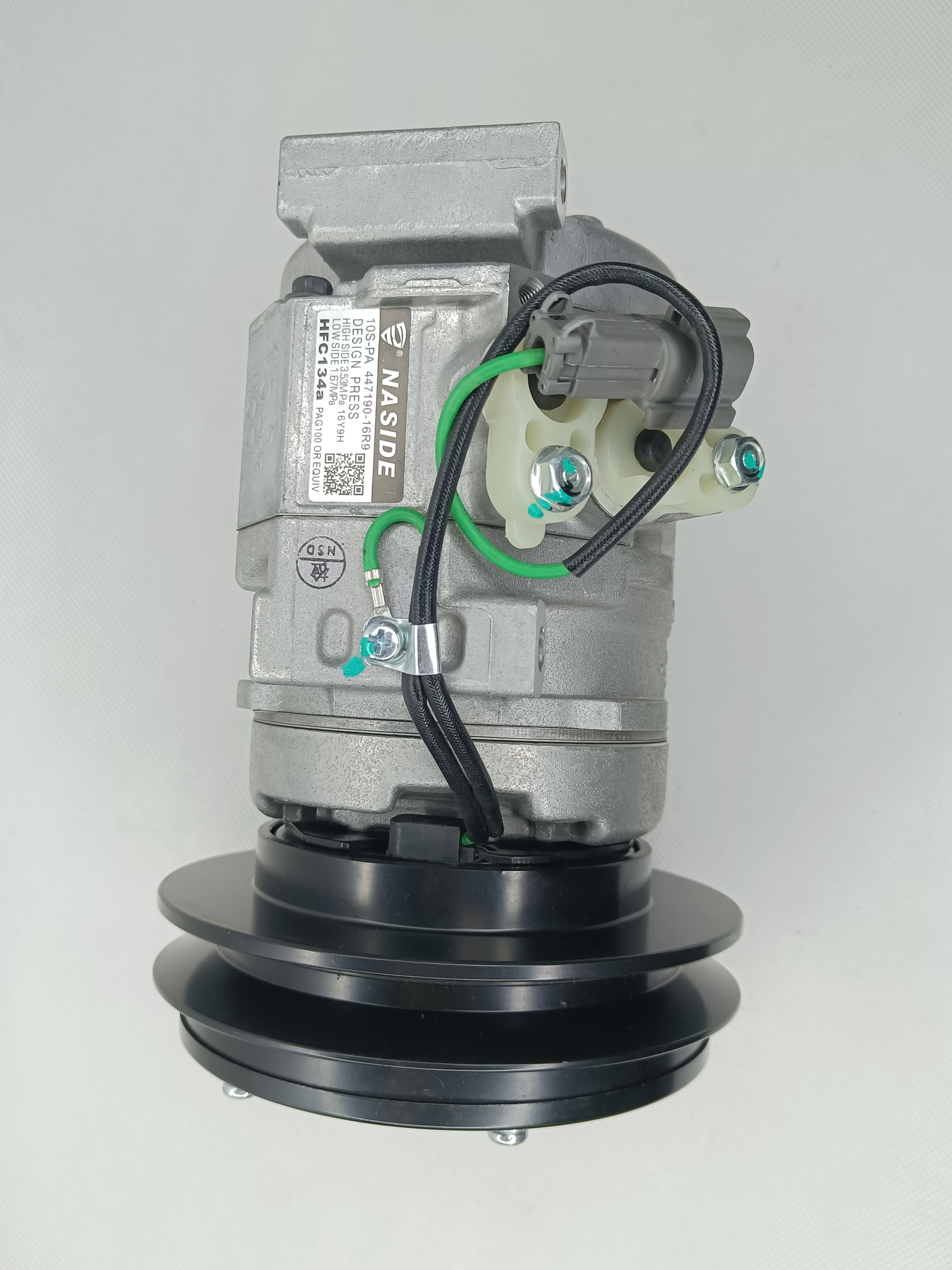 OEM 20Y-979-6121 Truck AC Compressor 24V For Komatsu PC200-7
