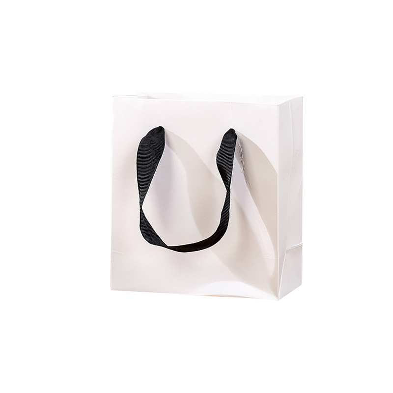 cosmetic bag (3).jpg