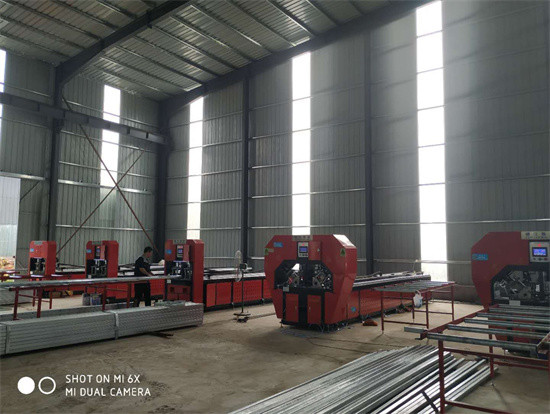 High Speed PLC Hydraulic Automatic Square Tube Punching And Shearing Machine