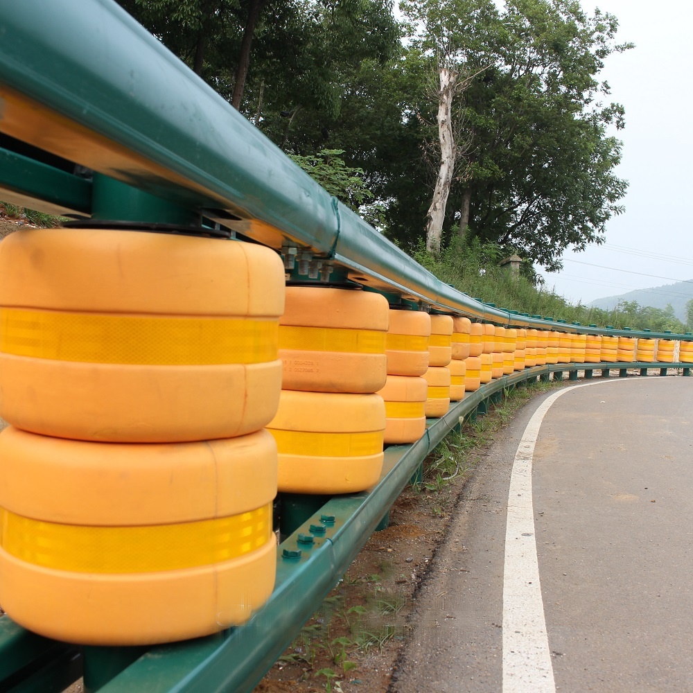 Road Safety Rotary Guardrail EVA/PU Foam Drum Barrel with ISO9001 2008 Certification