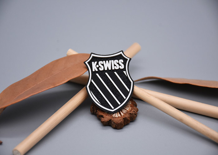 Woven Fabric Heat Transfer Patches With Printed Silicone Logos