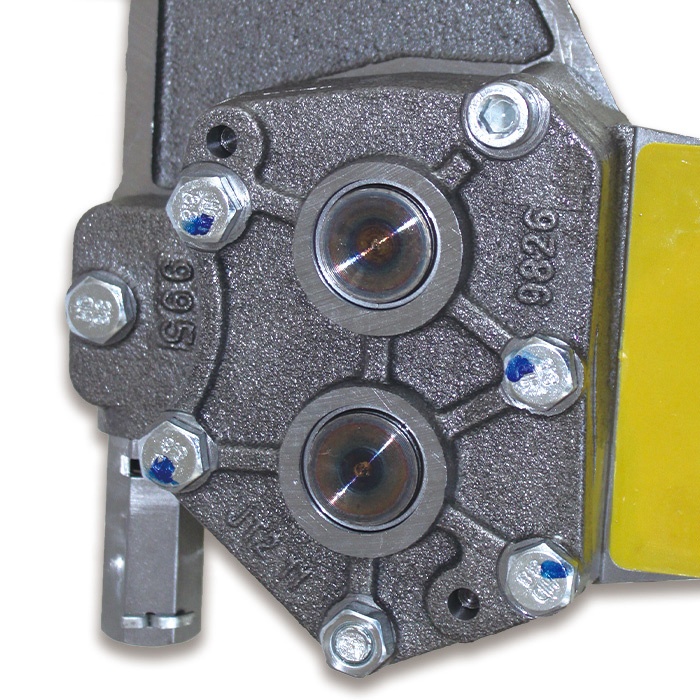 OE NO. AZ1500070021A OIL PUMP for WEICHAI HOWO SHACMAN SHANTUI SD16 Year 2005-