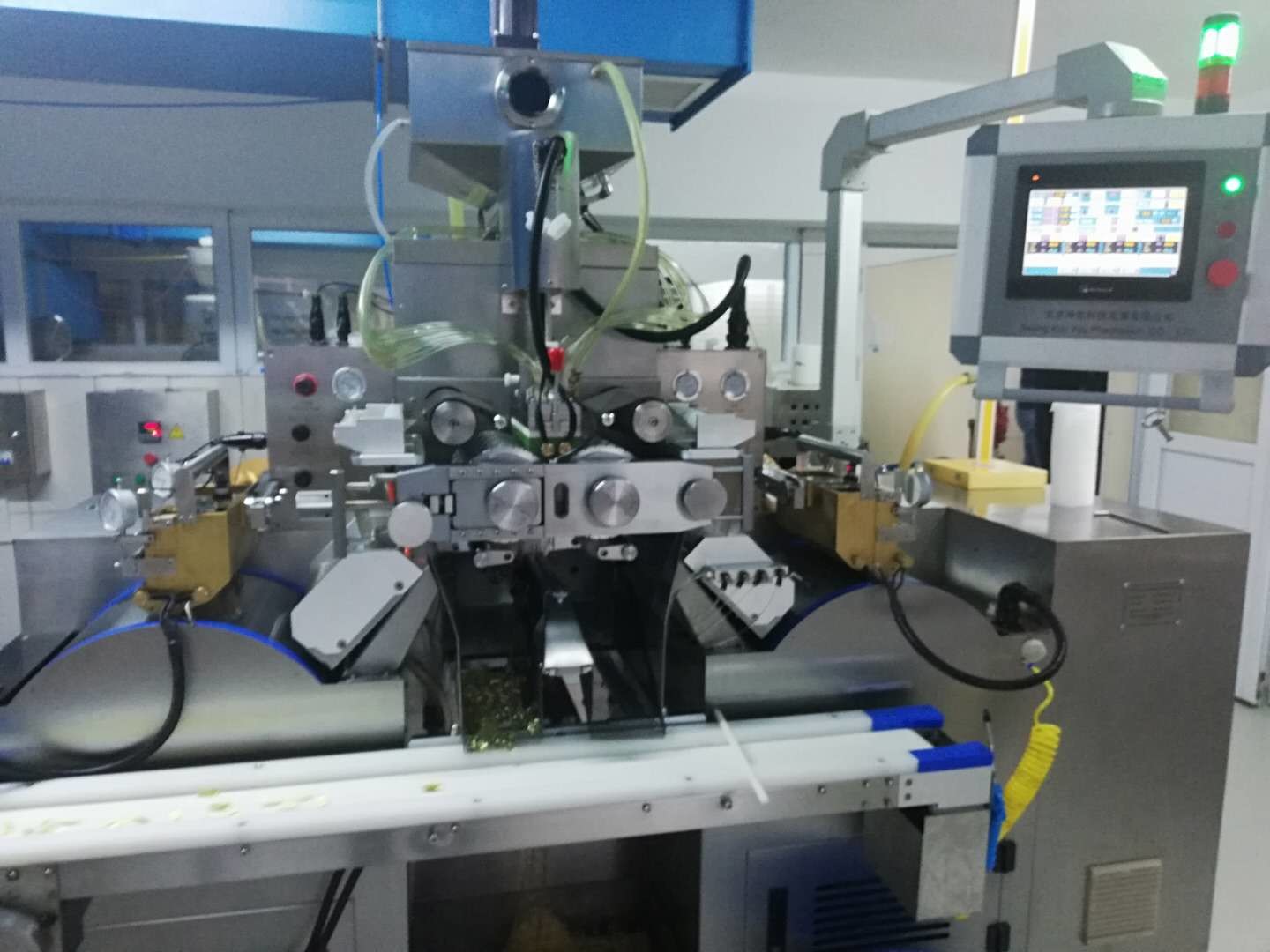 10" High Speed Softgel Encapsulation Machine , Softgel Capsule Making Machines