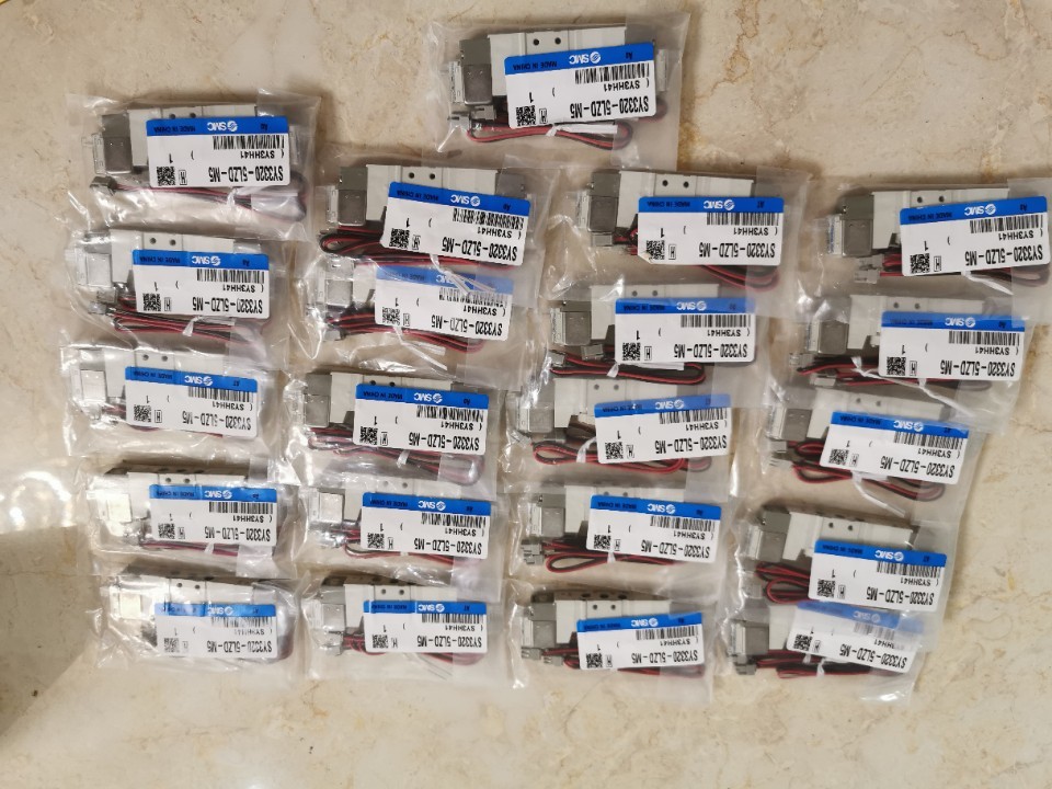 Original SMC SY3220-5LZD-M5 Solenoid valve,5 Port Solenoid Valve Body Ported/Single Unit