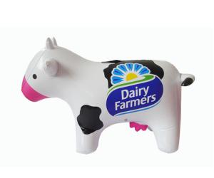 Quality Customized vivid designed pvc inflatable cow animal,dairy cattle toys wholesale