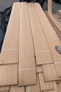 Quality Quarter cut Red Oak Veneer panel 0.5mm Wood Veneer AAA Grade wholesale
