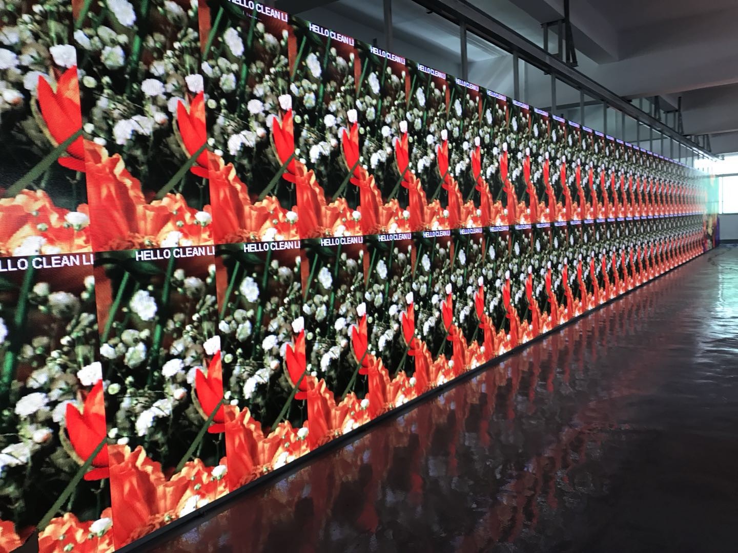 Flexibility P2.5 Pixel Pitches SMD LED Display Module Soft Module 140 Degree Horizontal View Angel Shenzhen Factory