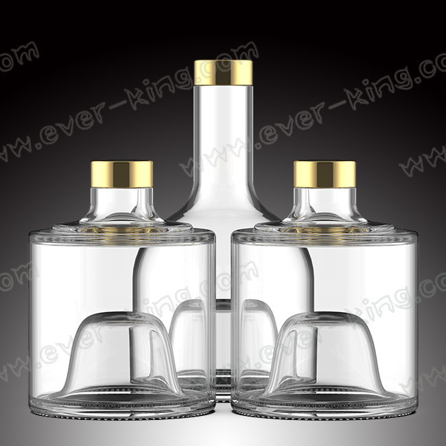 375ML 500ML Pyramid Shaped Liquor Glass Bottles
