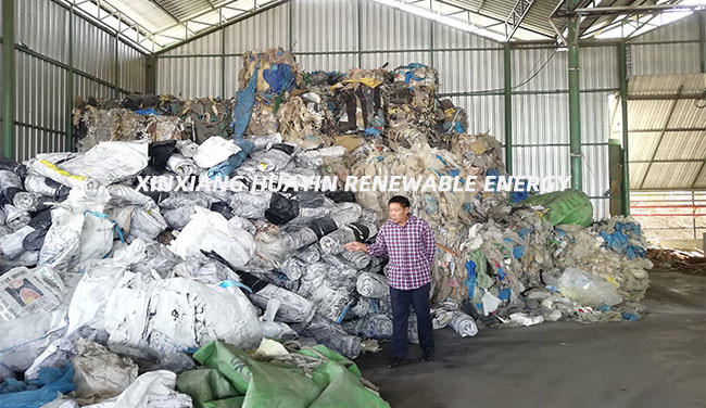 CE Plastic To Diesel Machine Huayin , 10 Ton Plastic Into Diesel Fuel