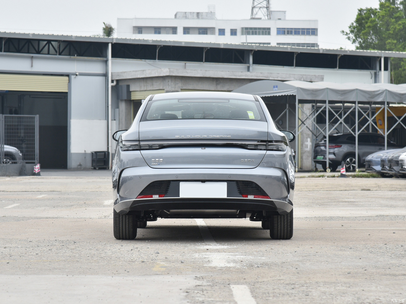 2024 BYD Qin PLUS EV Household Luxury Electric Vehicle With A Driving Range Of 420km
