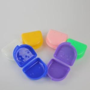 Quality Disposable Orthodontic Teeth Retainer Case With Holes wholesale