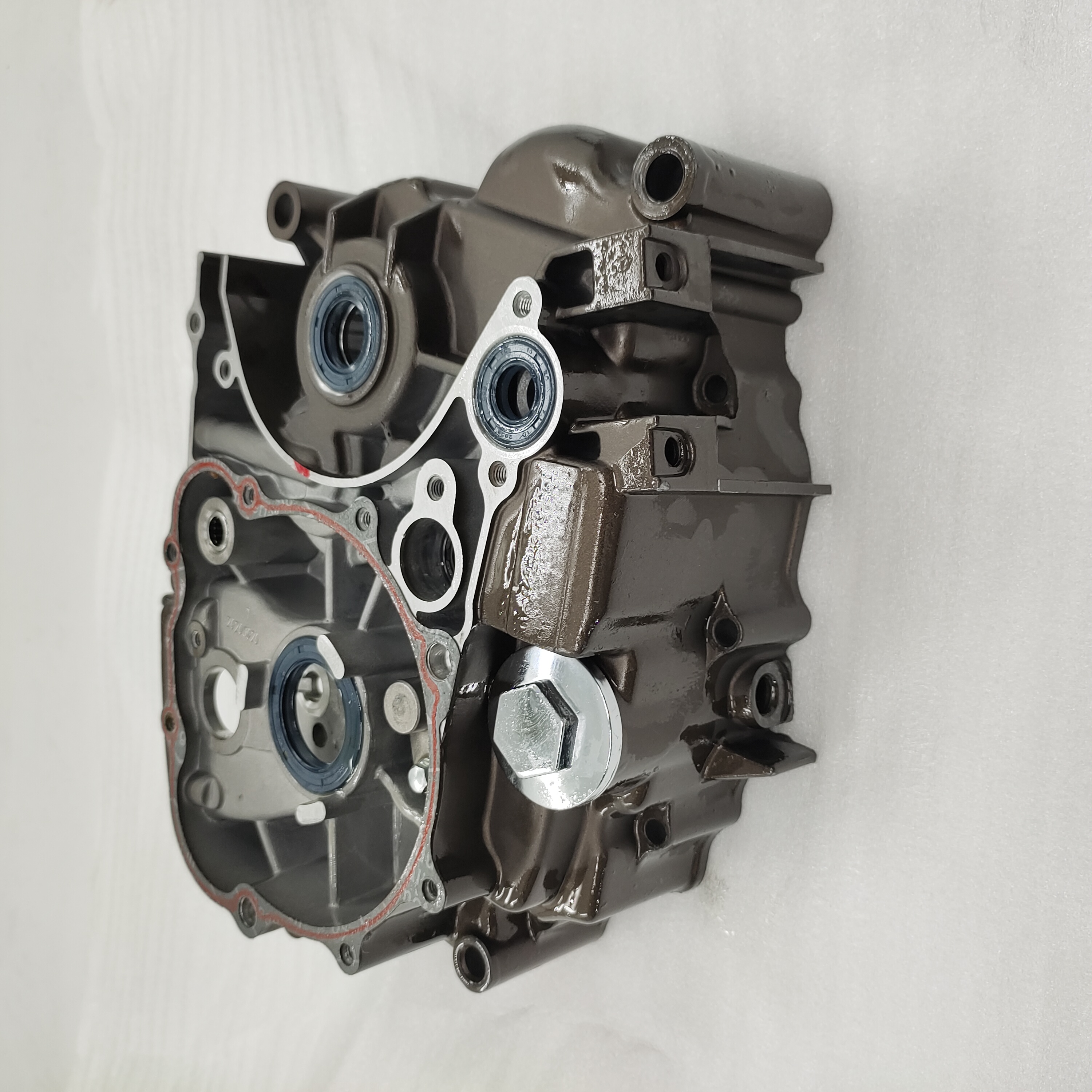 LIFAN CG150 Engine Left Crankcase Cover Suitable for Tricycle After Service Spare Parts