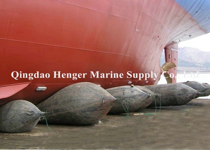 Black Inflatable Marine Lifting Airbags For Shipping Anti explosion