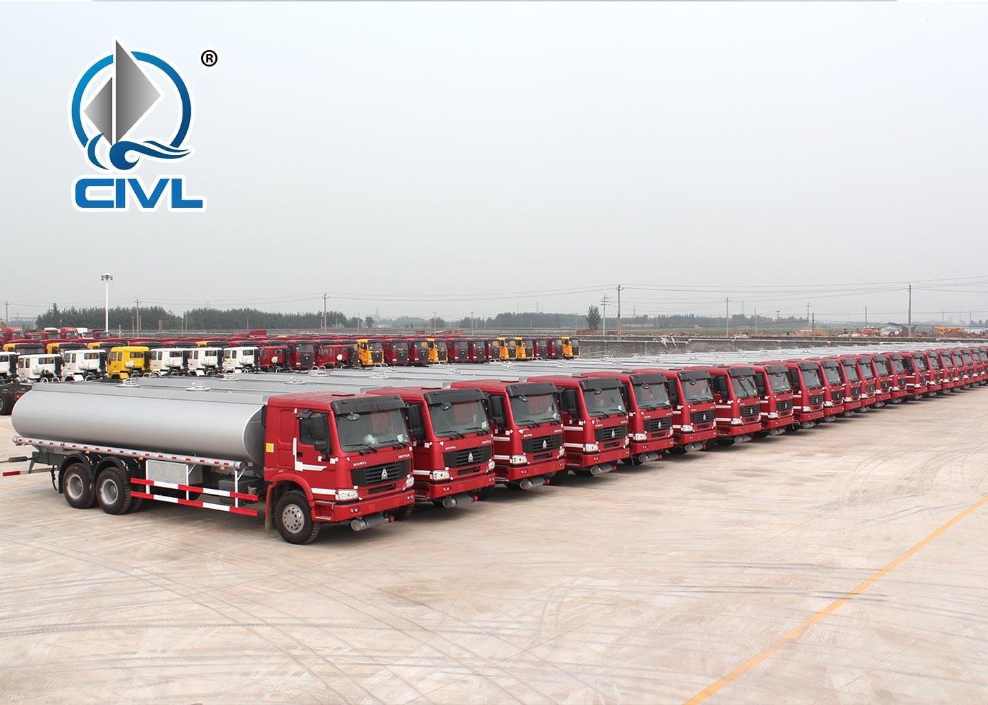 Sinotruk Oil Tanker Truck Fuel Tanker Truck 6x4 25000 L 380HP EUROII / EURO III