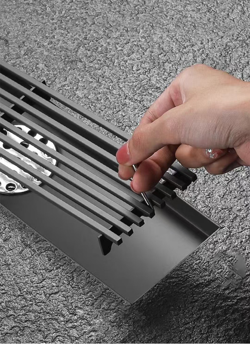 SUS304 Material Linear Strip Floor Drain Corrosion Resistance Linear Floor Drain