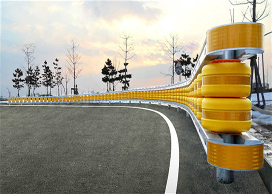 EVA Plastic Traffic Curve Bend Road Safety Roller Barrier Highway Rotating Drum Barrel