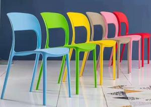 Quality 56cm 47cm Coloured Plastic Dining Chairs Scratch Resistant Restaurant Coffee Shop wholesale