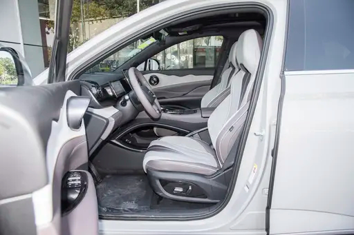 BYD Frigate 07 Energy Hybrid Electric Car PHEV 5-Door 5-Seat SUV with ESC and Macpherson Front Suspension Max Speed 180km/h