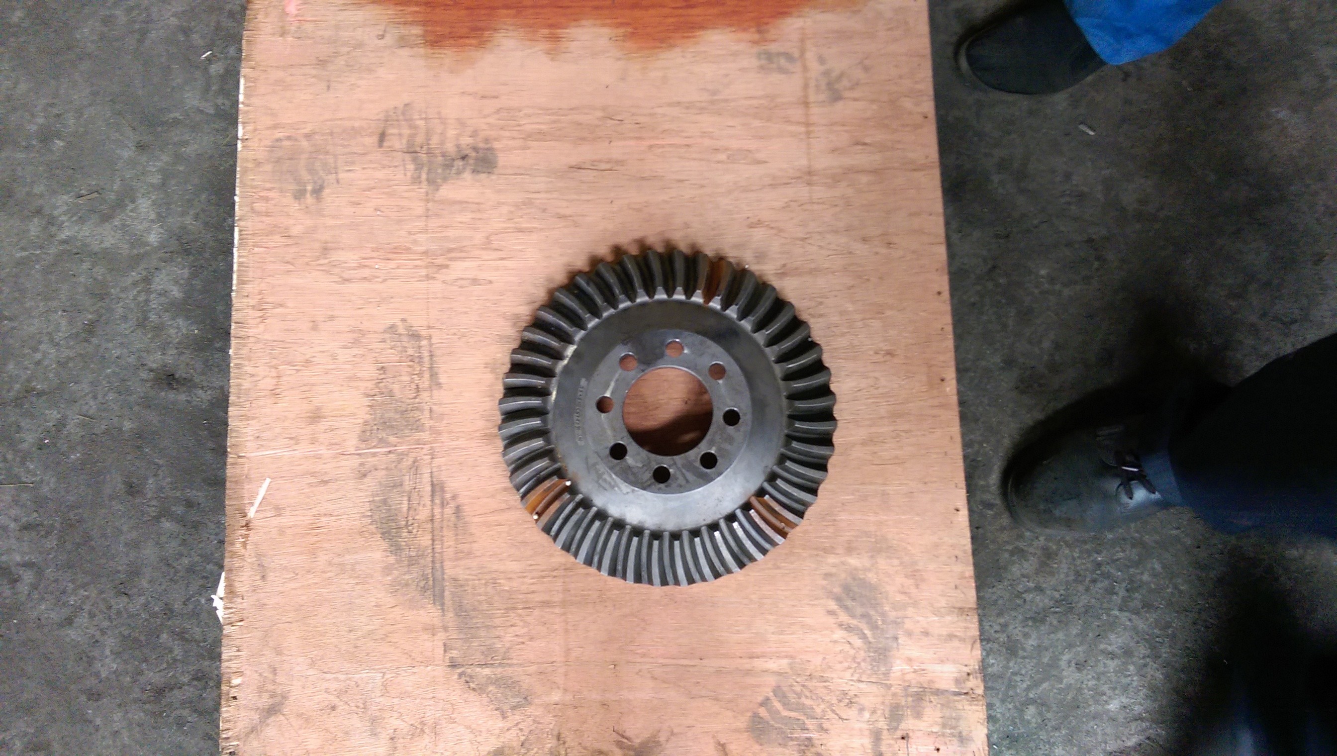 TY160 gearbox photo bulldozer parts SEM818D SEM816D SEM822D
