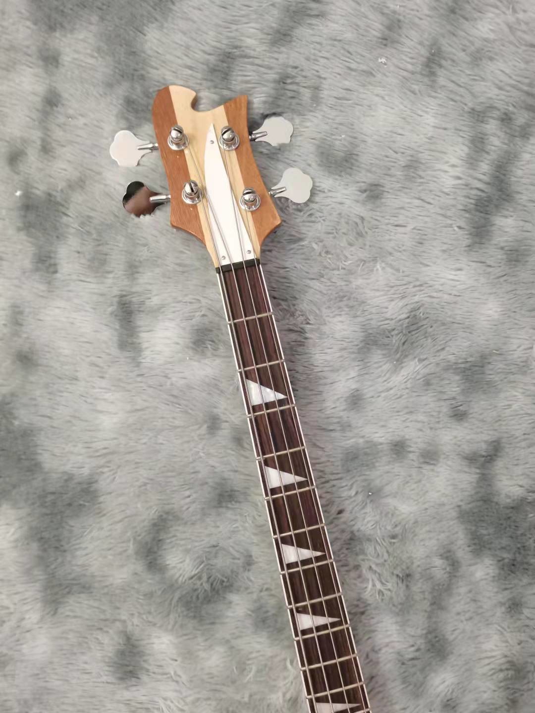 Custom 4 String Bass Log Color Maple Neck Through Mahogany Body