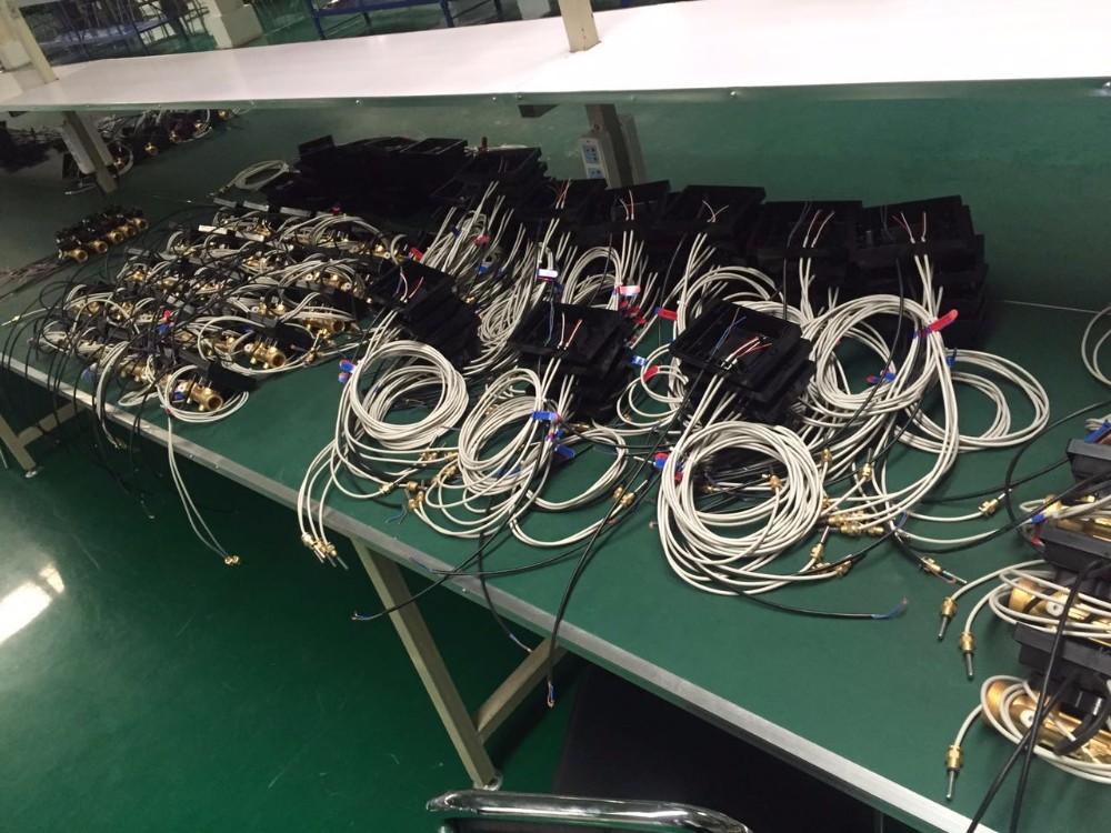 Dn15 Dn20 Dn25 Motorized Brass Water Valve , Two Way Electric Water Flow Control Valve
