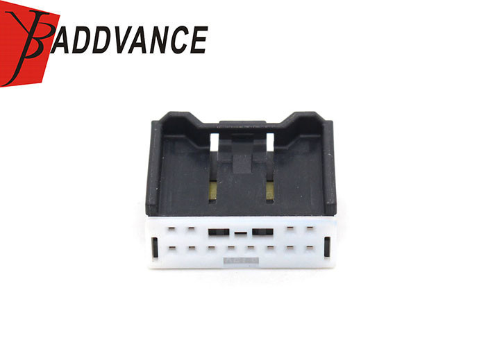 MG655814 12 Pin Wire To Wire KET Connector Female Automotive Electrical
