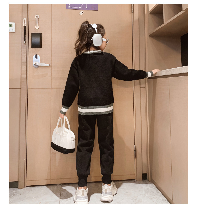 Autumn Warm Knit Jacquard Little Girls Clothes Round Neck
