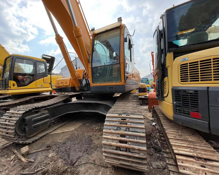 Hyundai R305 Excavator R305LC R305LC-9