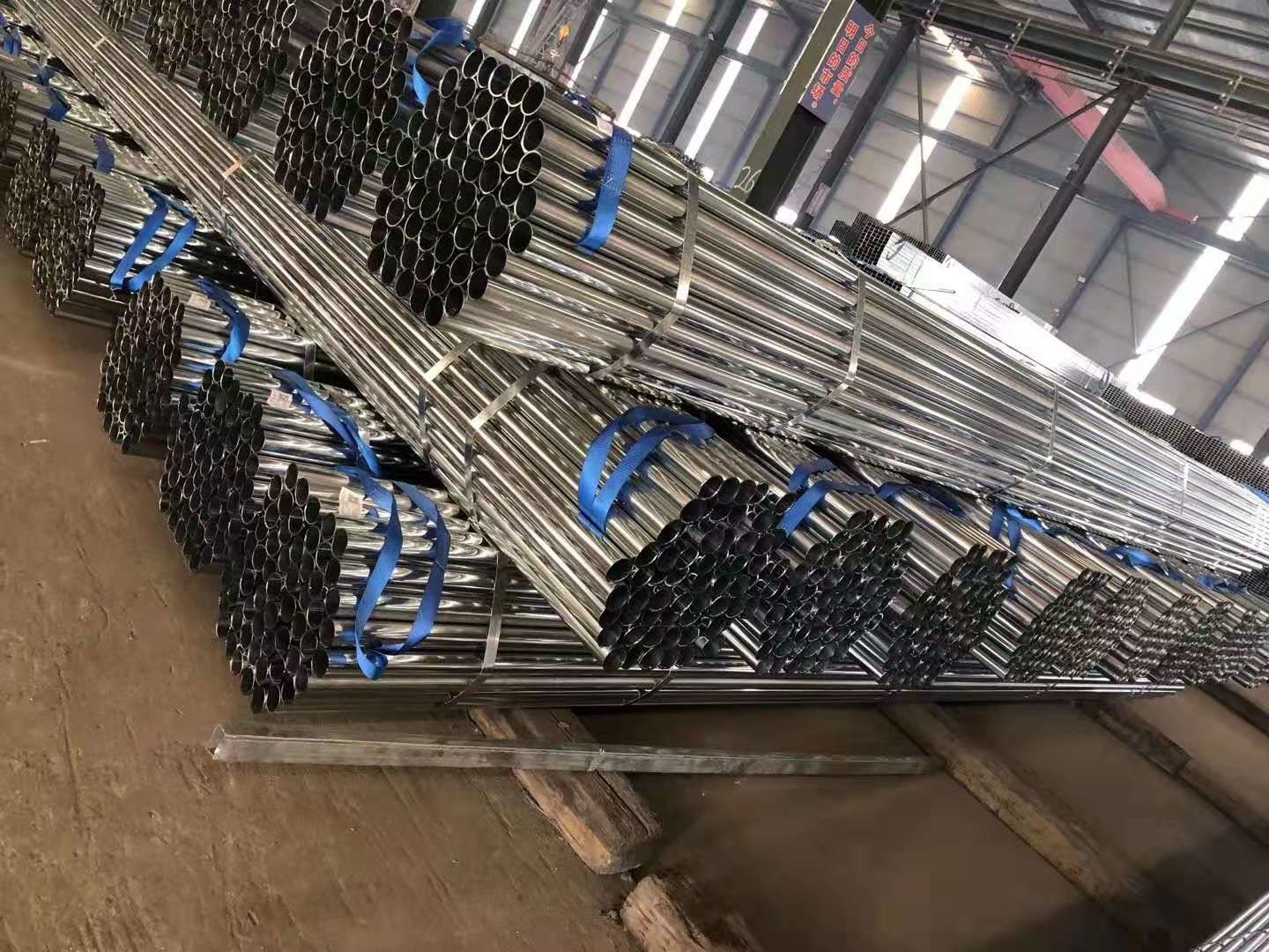 Q235 Carbon Steel Rolled And Welded Pipe , Galvanized Steel Pipe For Greenhouse