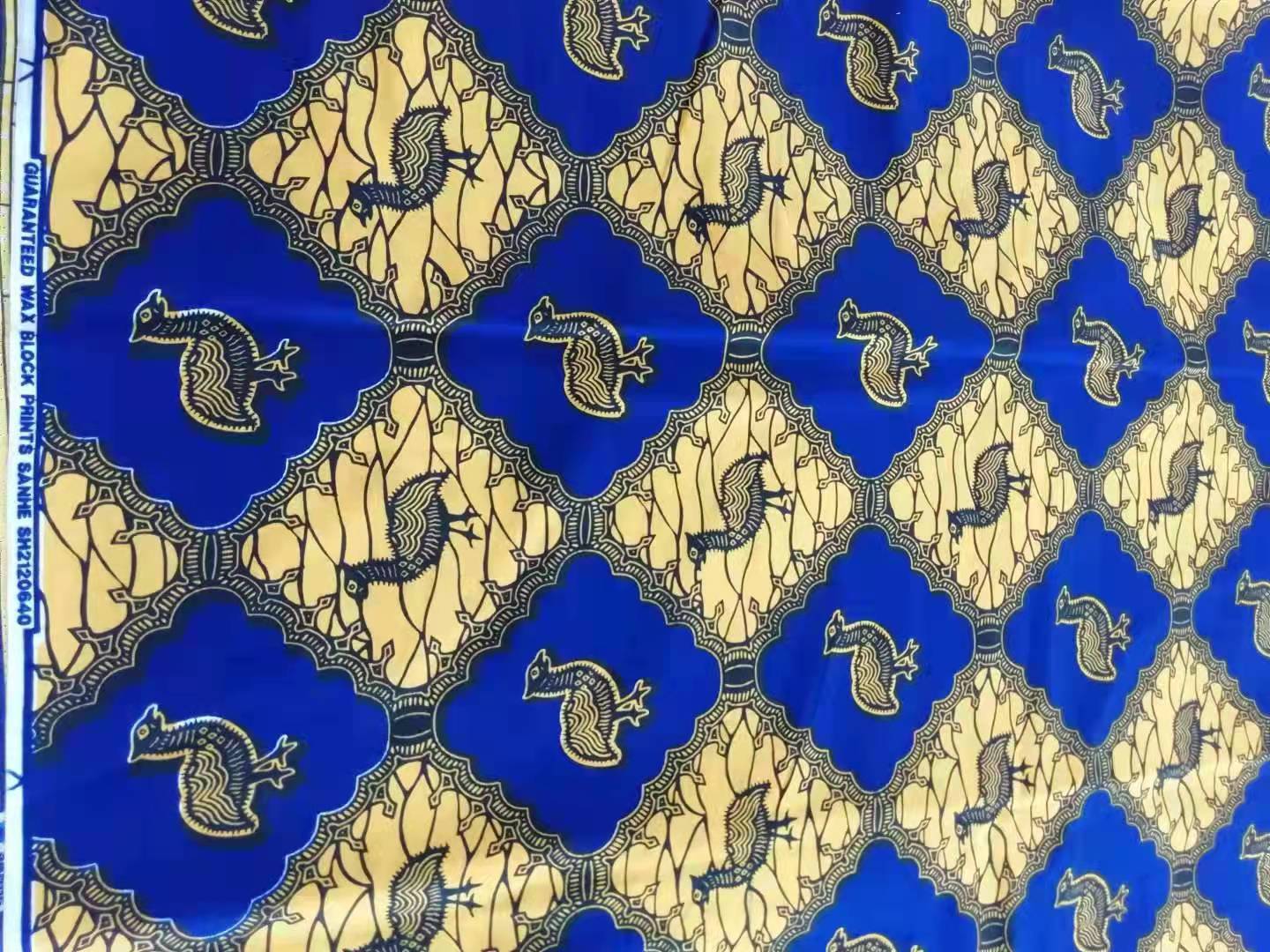 135gsm Real Wax Fabric African Wax Prints Water Resistant and for Fashionable Apparel