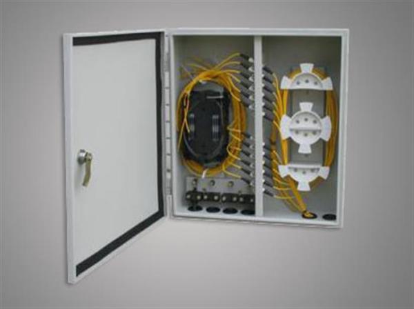 Cheap Aluminium Waterproof Fiber Optic Terminal Box / Distribution Box For LC Adapter for sale