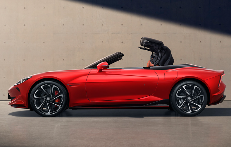 2023 Mg Cyberster 580km Rwd Ev Sports Car High Speed Electric Vehicle Multi-link Independent Suspension Style Edition