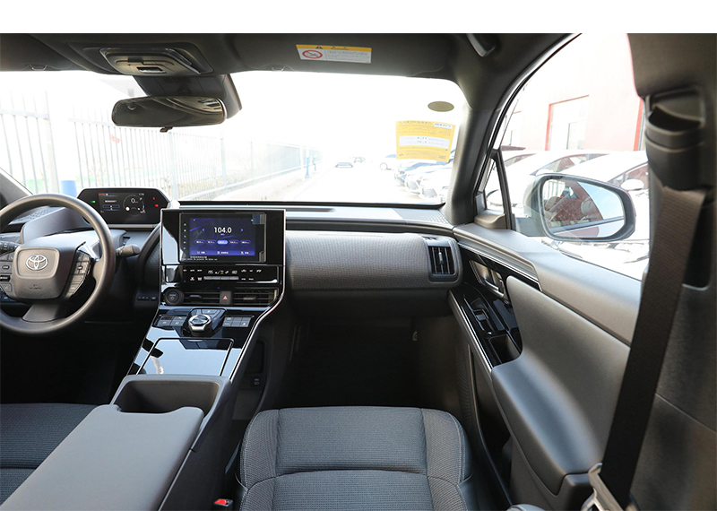 Energy Electric FWD SUV 2023 To-yota Bz4X with 7h Regular Charging and Ternary Lithium Battery