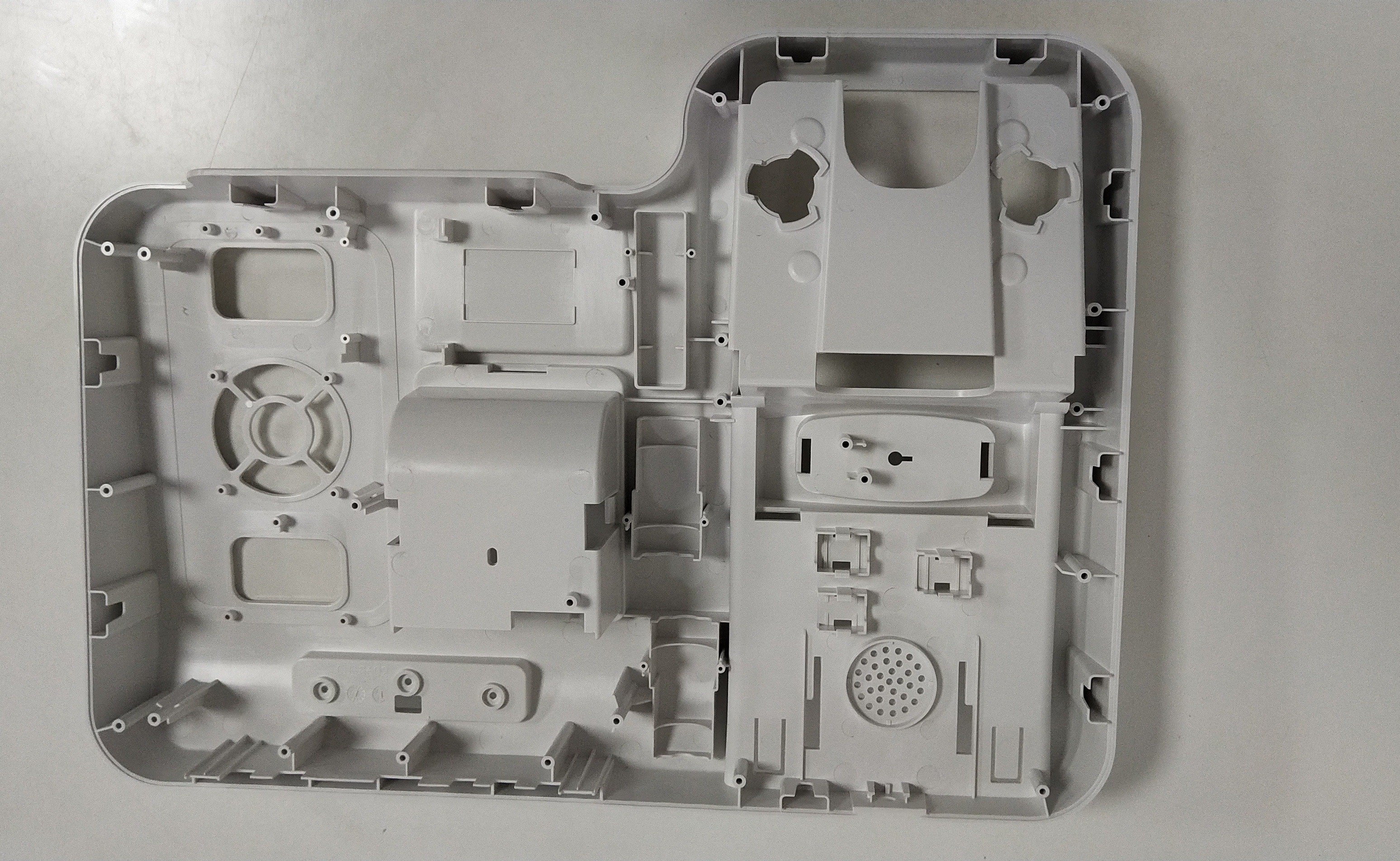 45HRC Plastic Injection Molding Medical Parts Plastic Casing Of Medical Oxygen Apparatus