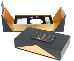 Quality SGS CMYK Skincare Packaging Boxes , 100PCS Perfume Bottle Packaging Box wholesale