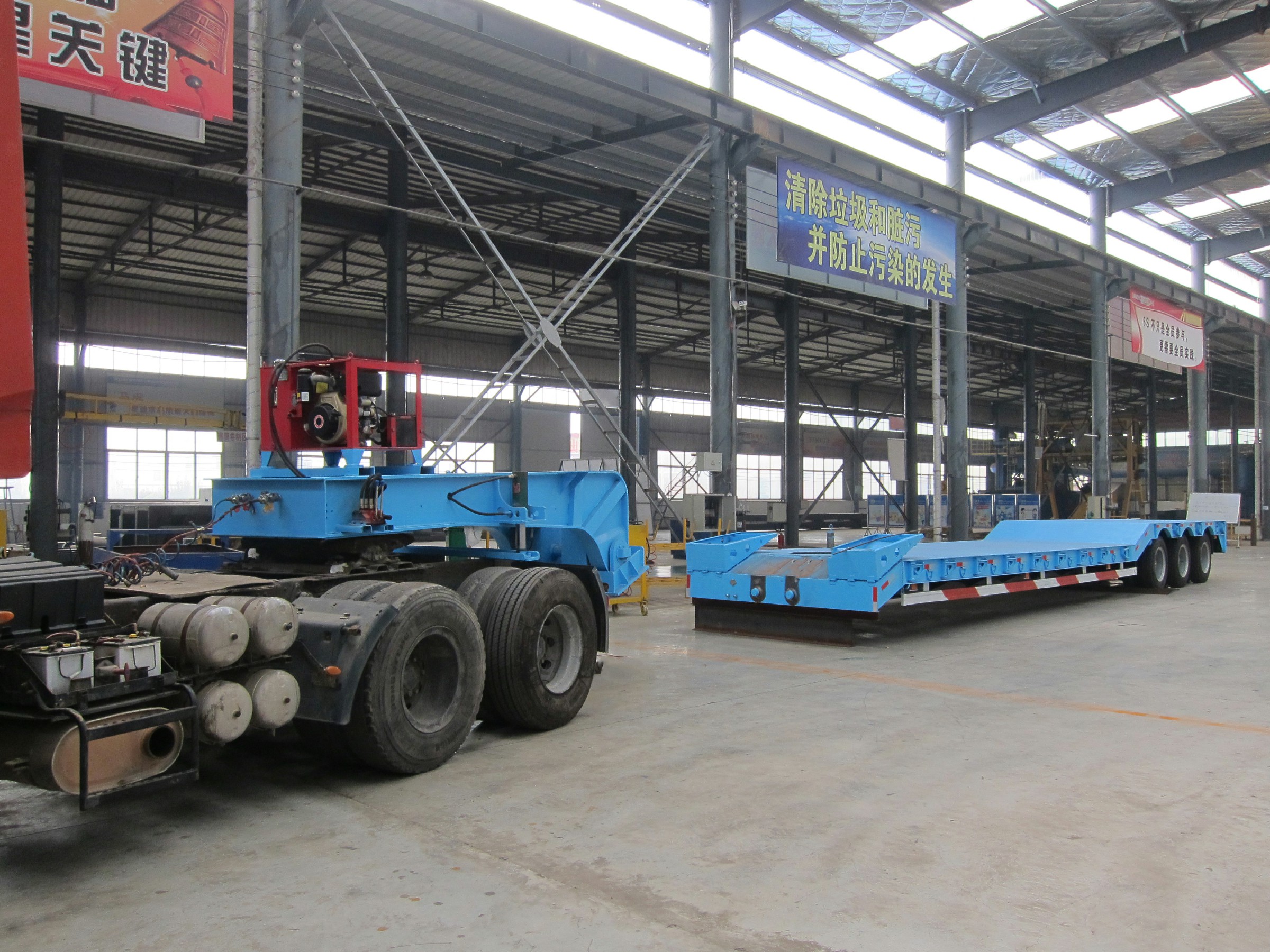 Extra Low Drop Deck Trailer Manufacture Liangshan Juyuan Special Vehicle Manufacturing Co