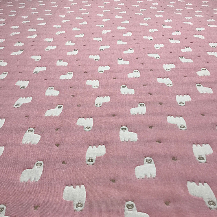 20S Dyed Yarn White Jacquard Cotton Fabric Four Layer Soft Touch