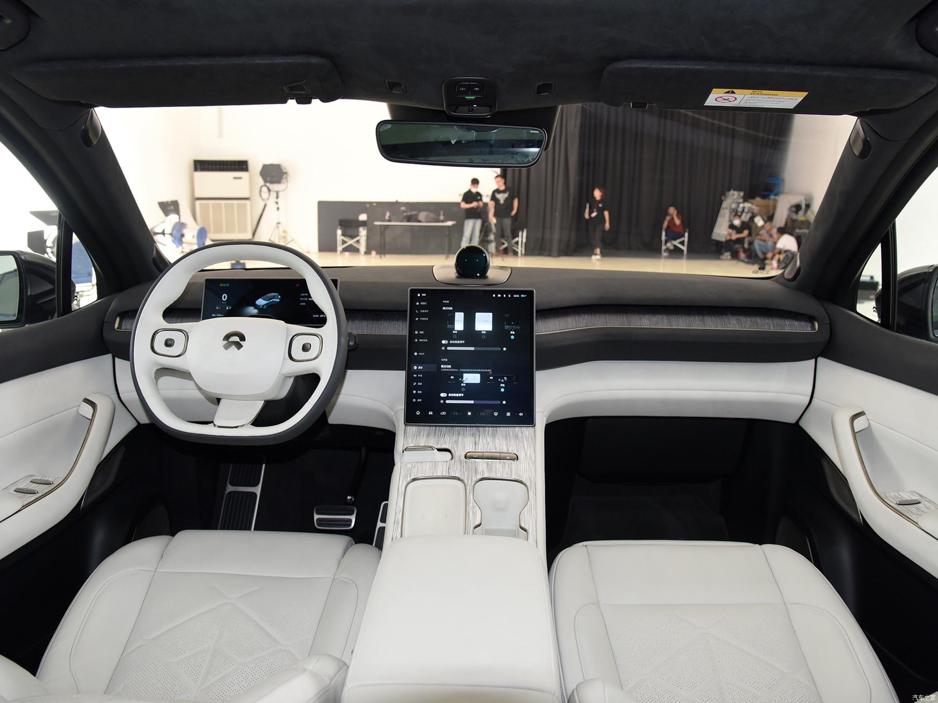 NIO ET7/ET5/ES6/ES7/ES8 Range 4X4 Drive Electric Sedan Cars with Max Speed 200 Km/h