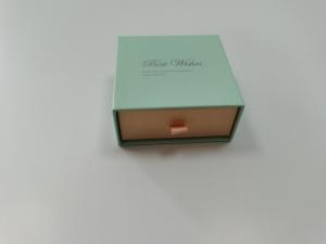 Quality Degradable Jewelry Printed Packaging Box Embossing Self Laminating Card wholesale
